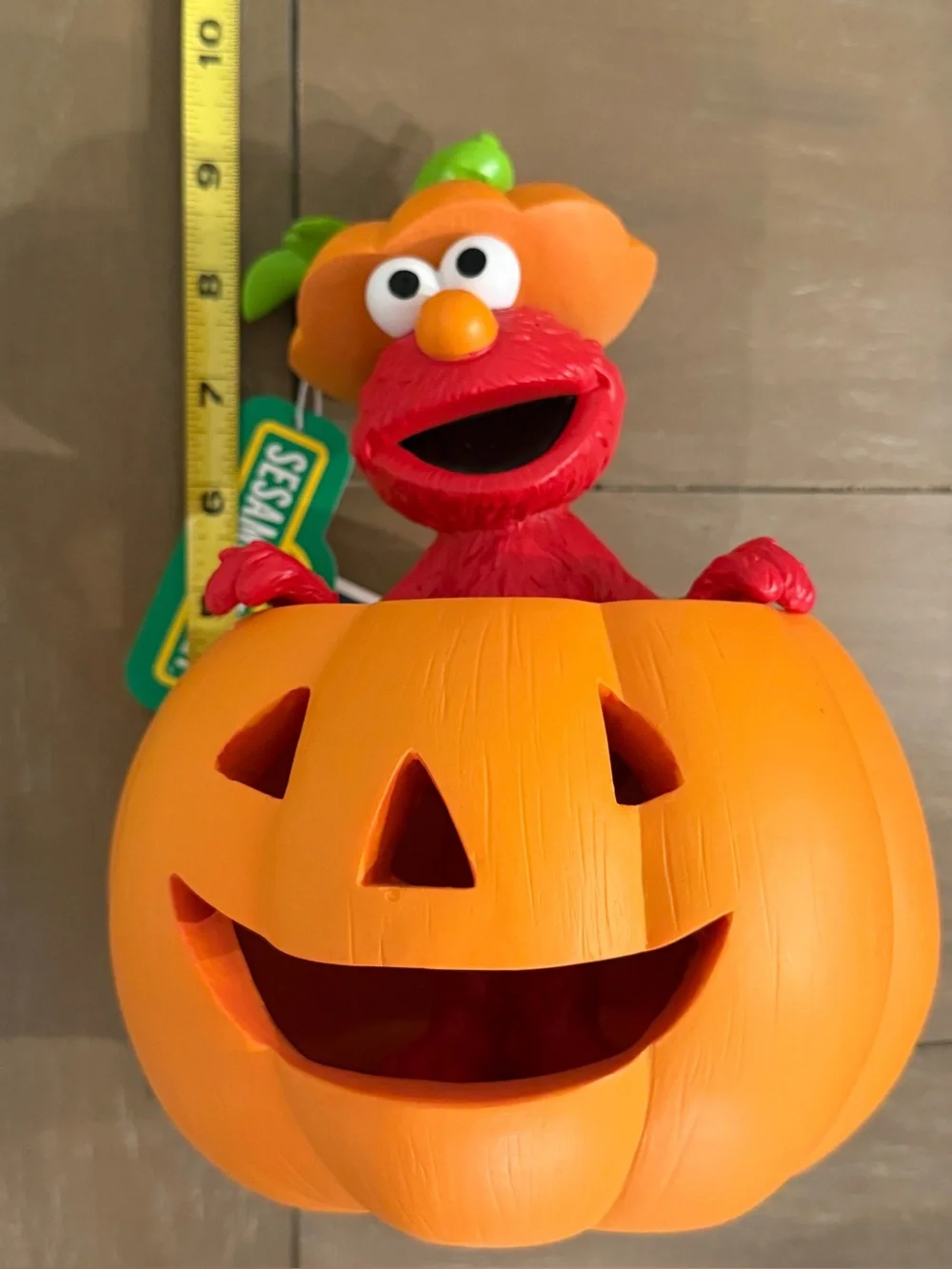 Sesame Street Elmo Pumpkin Halloween 9” Figurine  New! So Cute! Brand New!